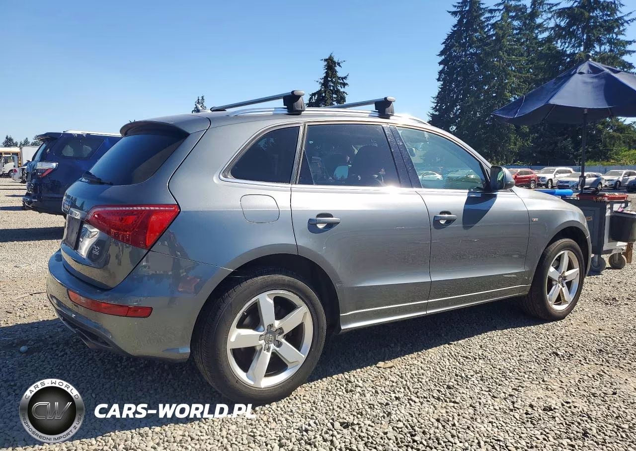 2012 Audi Q5 Prestige VIN:WA1WKAFP6CA024925 - 3