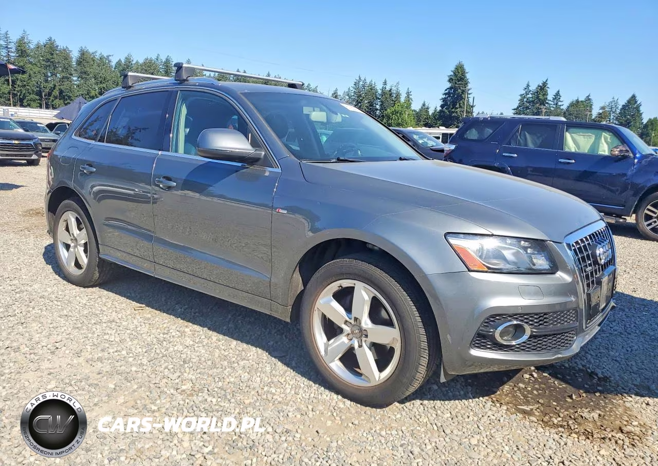 2012 Audi Q5 Prestige VIN:WA1WKAFP6CA024925 - 4