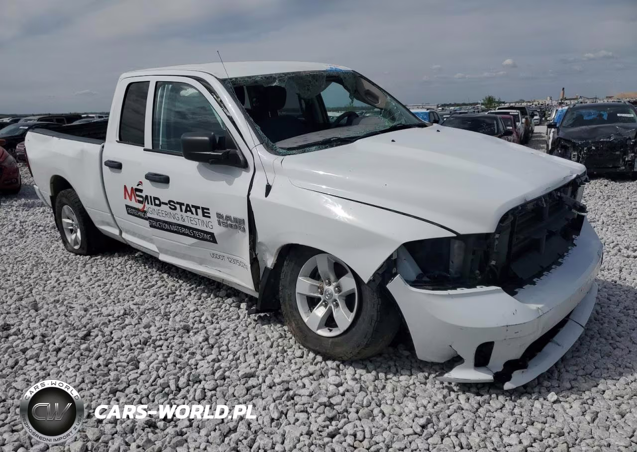 2017 Ram 1500 St VIN:1C6RR7FG2HS569742 - 4