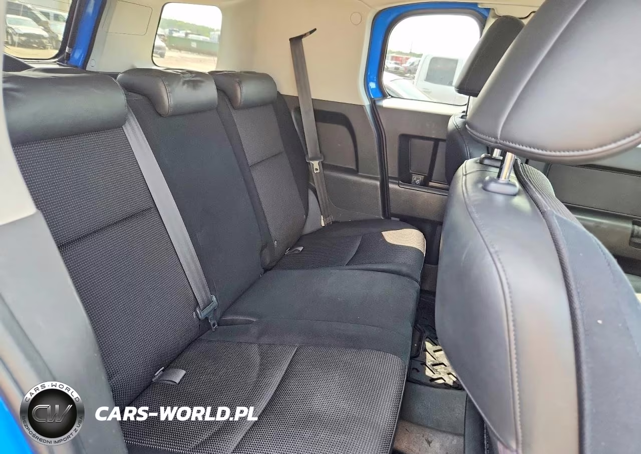 2007 Toyota Fj Cruiser Base VIN:JTEBU11F070002486 - 11