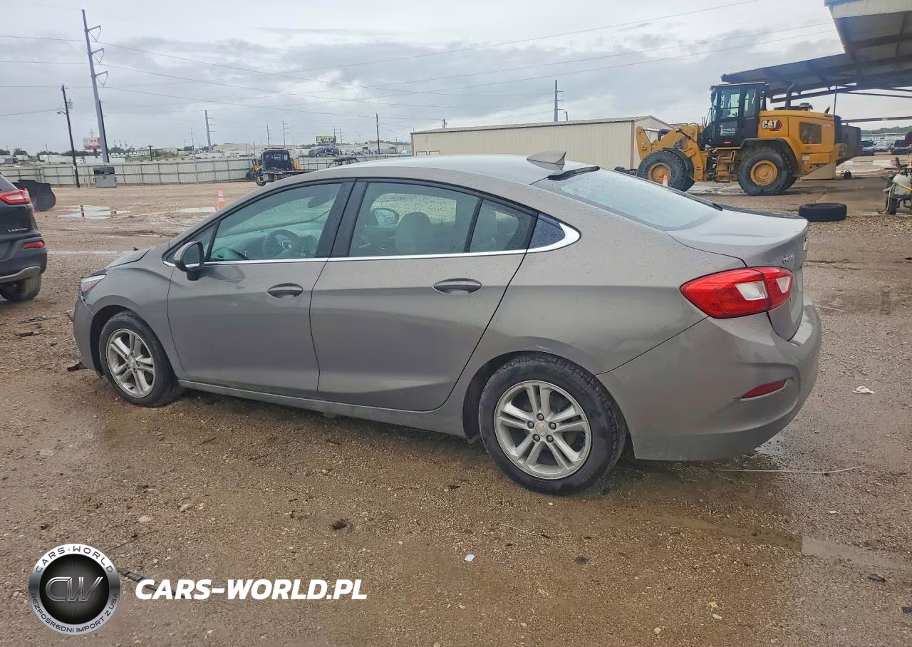 2017 Chevrolet Cruze Lt VIN:1G1BE5SM1H7147950 - 2