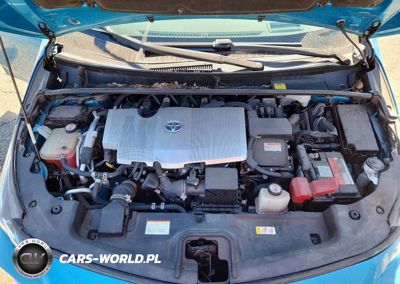 2018 Toyota Prius Prime Advanced VIN:JTDKARFP2J3068315 - 11