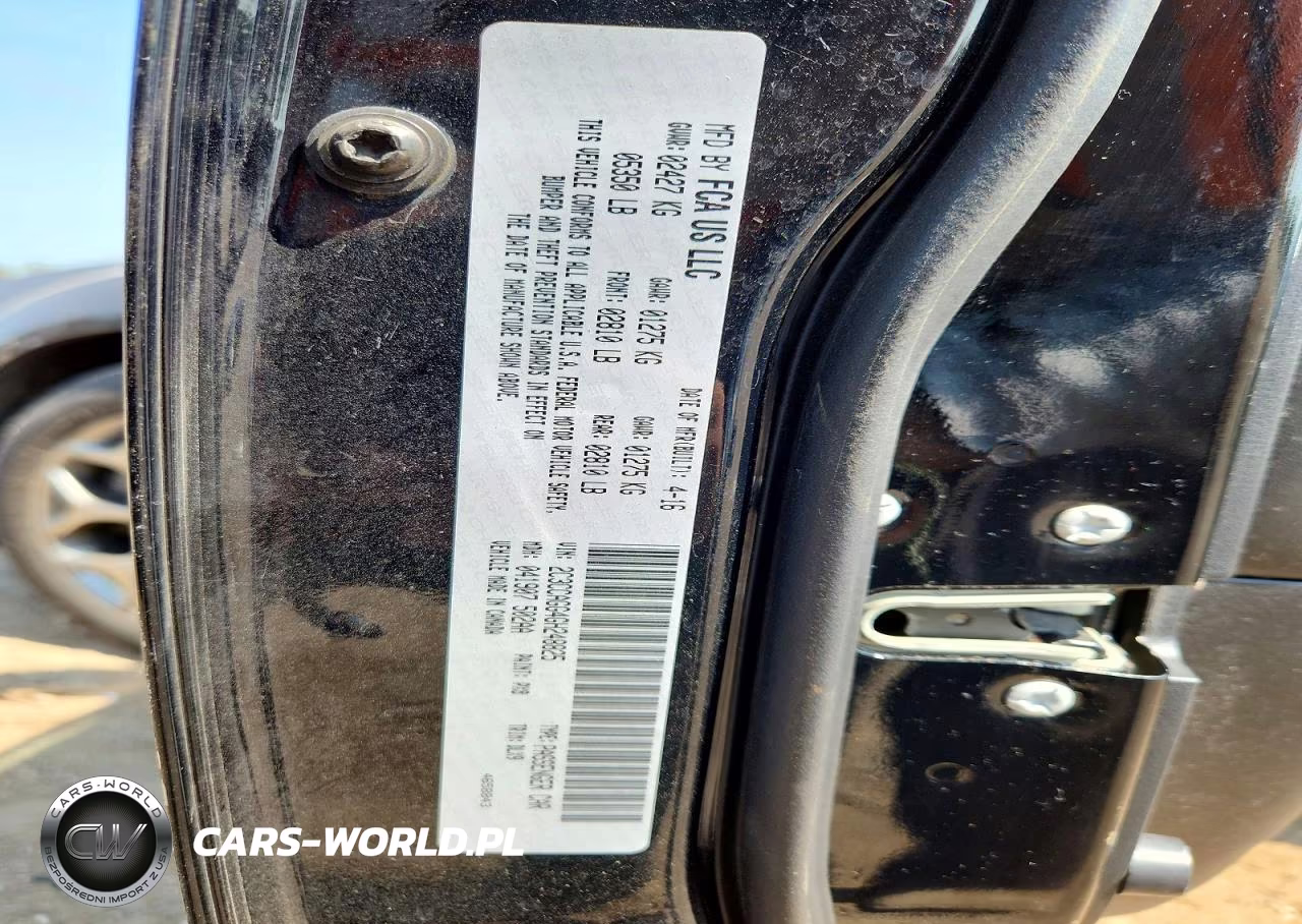 2016 Chrysler 300 S VIN:2C3CCAGG4GH248825 - 12