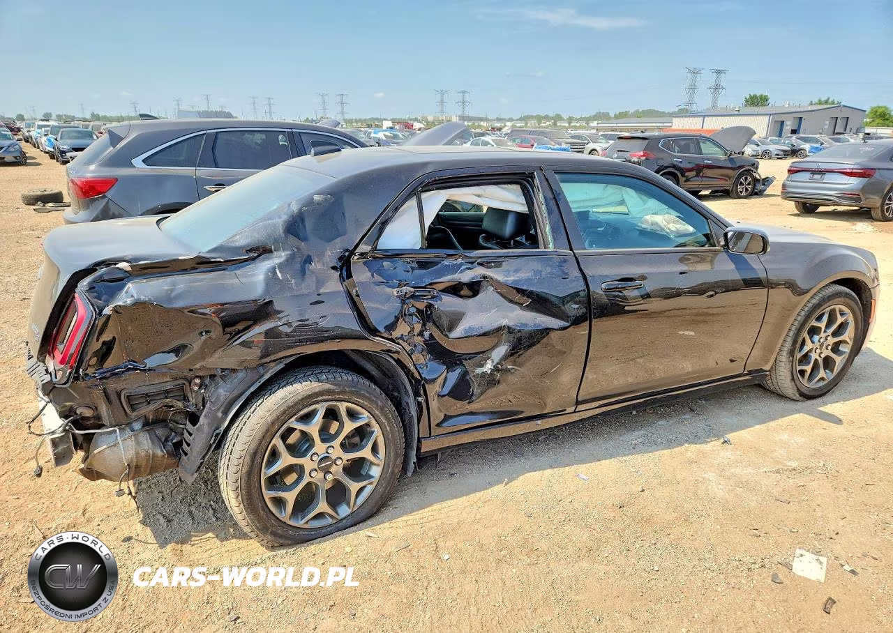 2016 Chrysler 300 S VIN:2C3CCAGG4GH248825 - 3
