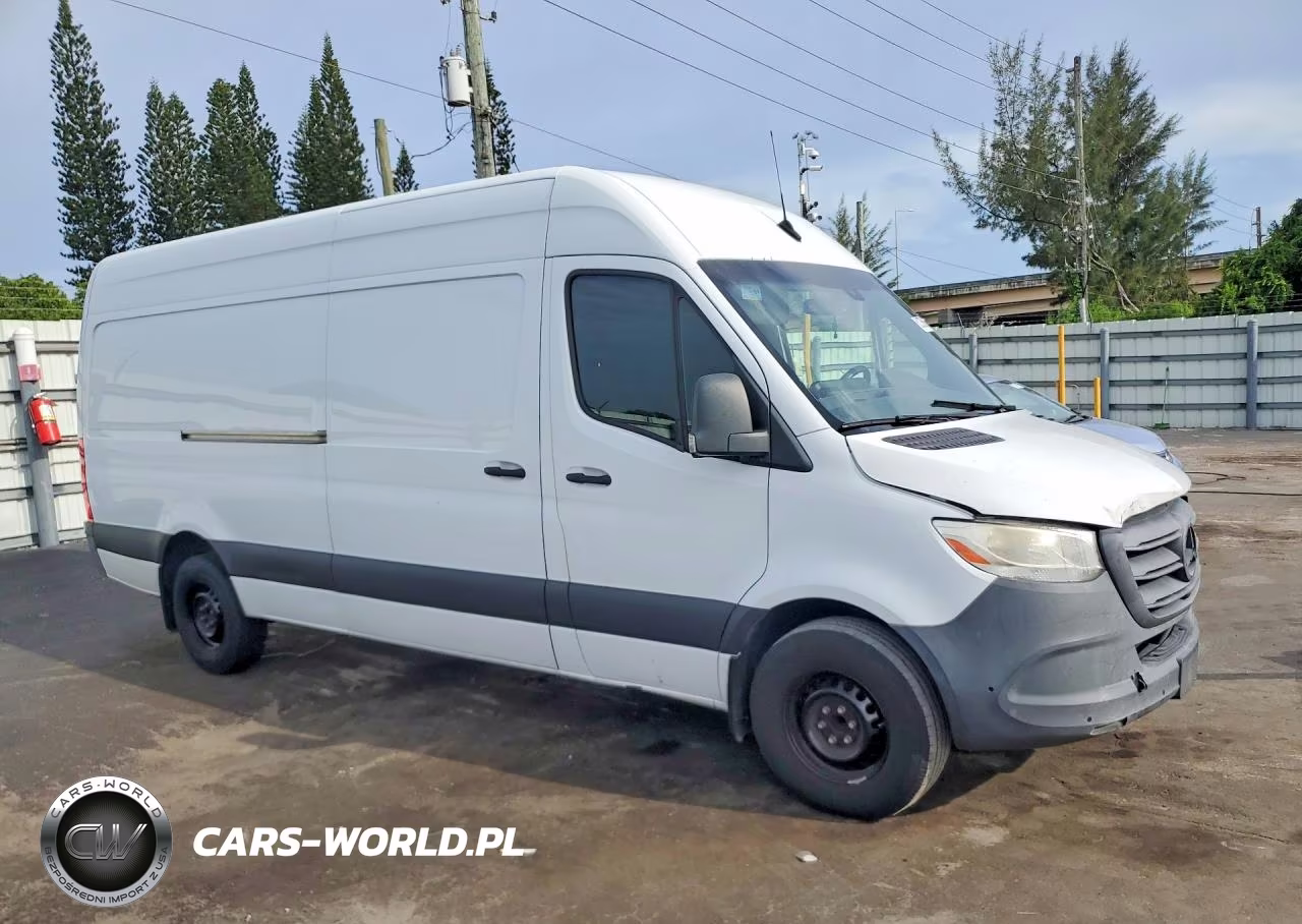2022 Mercedes-Benz Sprinter 2500 VIN:W1Y4ECHY9NT082357 - 4