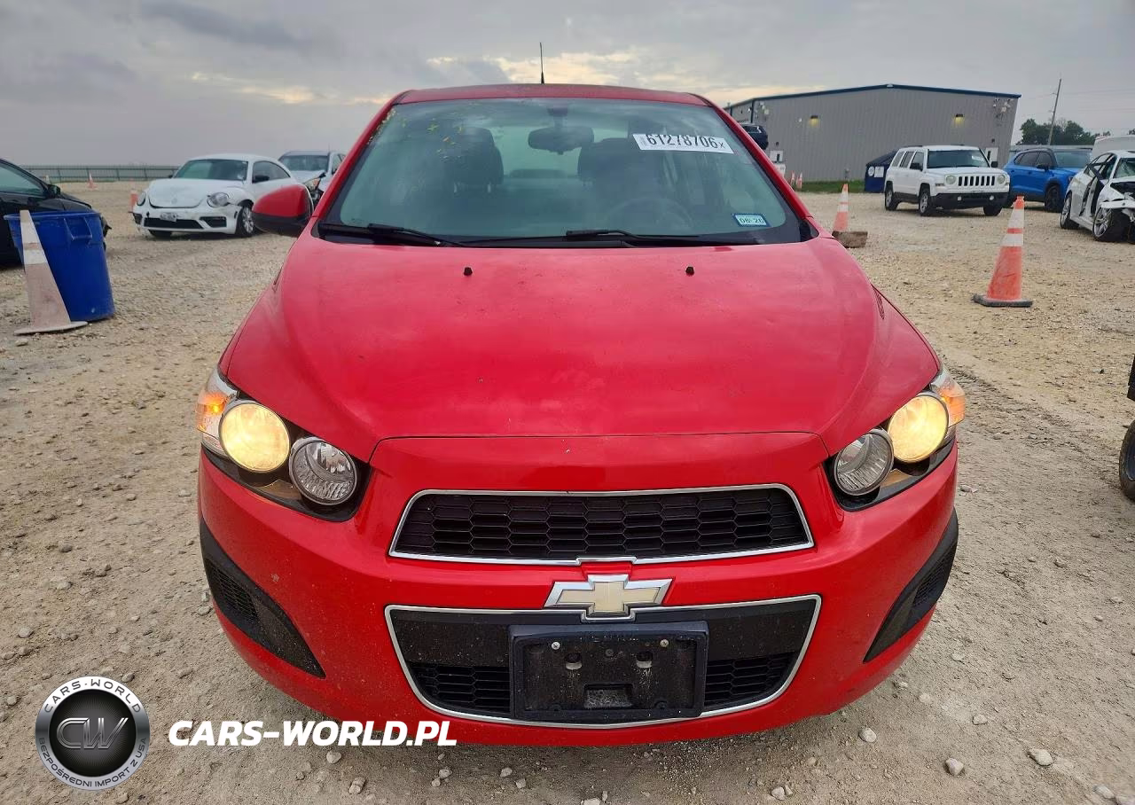 2014 Chevrolet Sonic Lt VIN:1G1JC5SB6E4151313 - 5