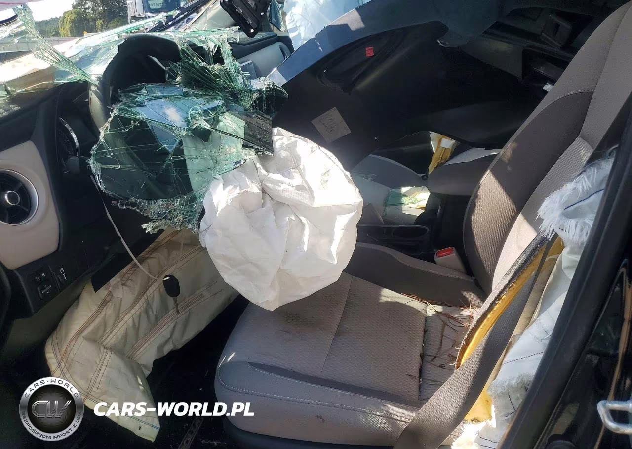 2019 Toyota Corolla Le VIN:5YFBURHEXKP925783 - 7