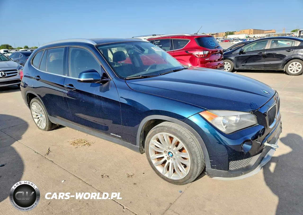 2015 BMW X1 Sdrive28I VIN:WBAVM1C52FVZ93761 - 4