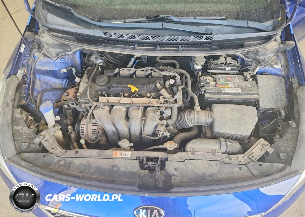 2018 Kia Forte Lx VIN:3KPFK4A72JE246337 - 11