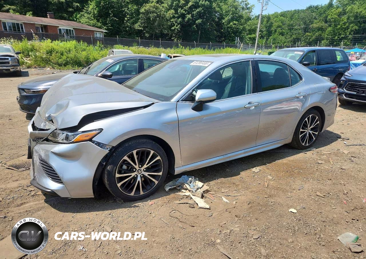 2020 Toyota Camry Se