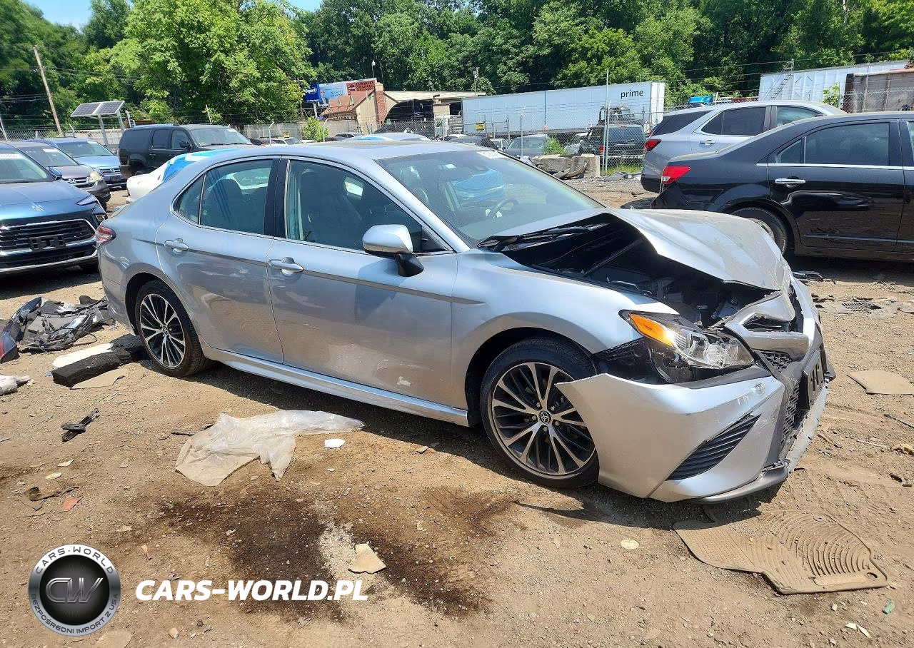 2020 Toyota Camry Se VIN:4T1G11AK7LU501932 - 4