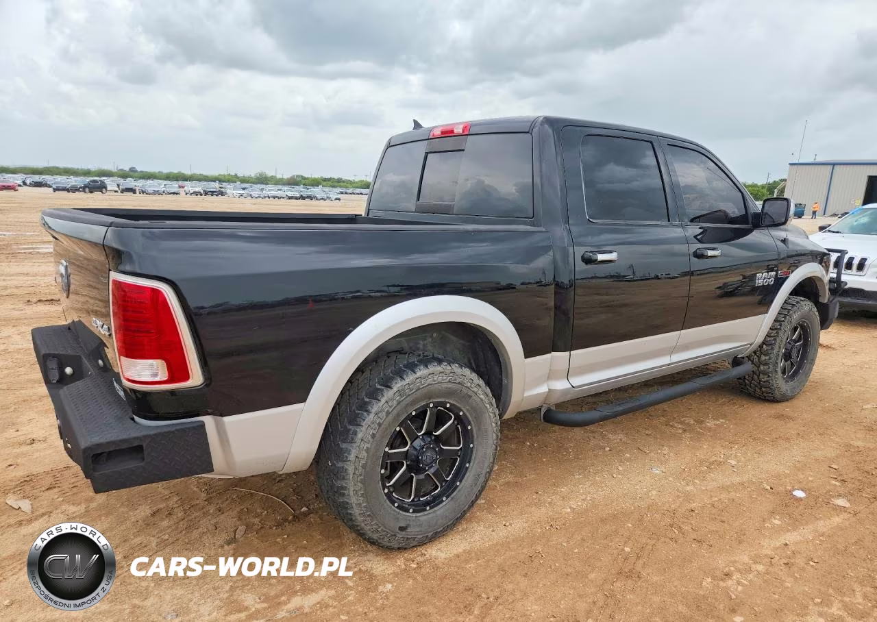 2014 Ram 1500 Laramie VIN:1C6RR7NM6ES297716 - 3