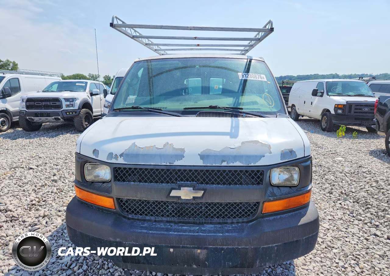 2011 Chevrolet Express G2500 VIN:1GCWGGFA4B1103515 - 5