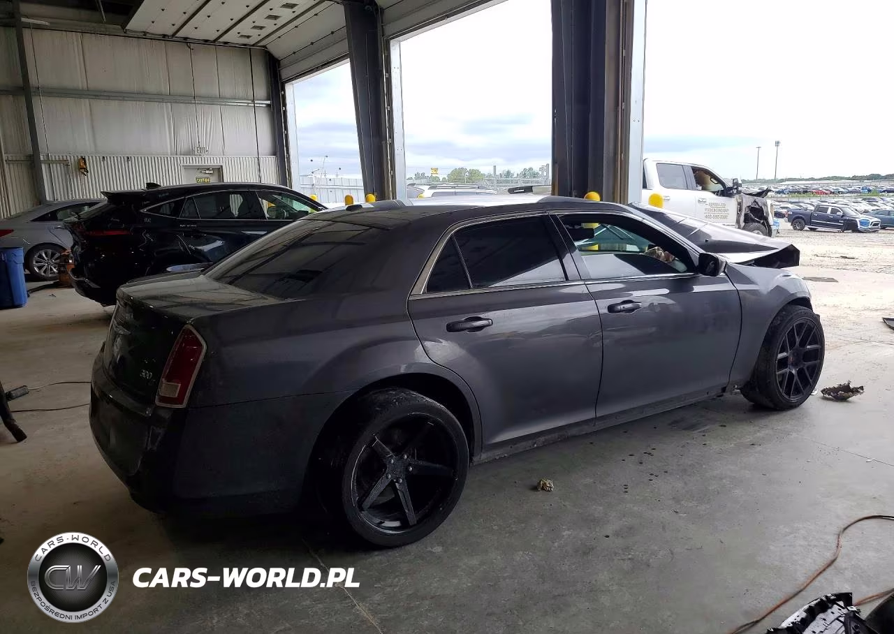 2013 Chrysler 300 S VIN:2C3CCAGT8DH567539 - 3