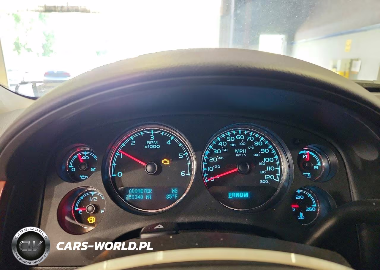 2014 Chevrolet Suburban C1500 Ltz VIN:1GNSCKE01ER106780 - 9