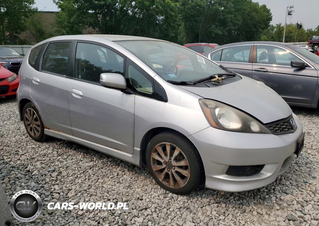 2012 Honda Fit Sport VIN:JHMGE8G55CS008599 - 4