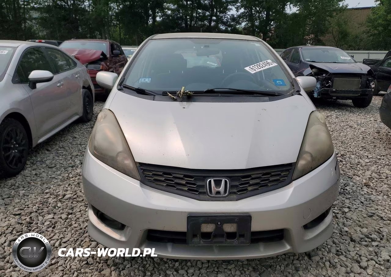 2012 Honda Fit Sport VIN:JHMGE8G55CS008599 - 5