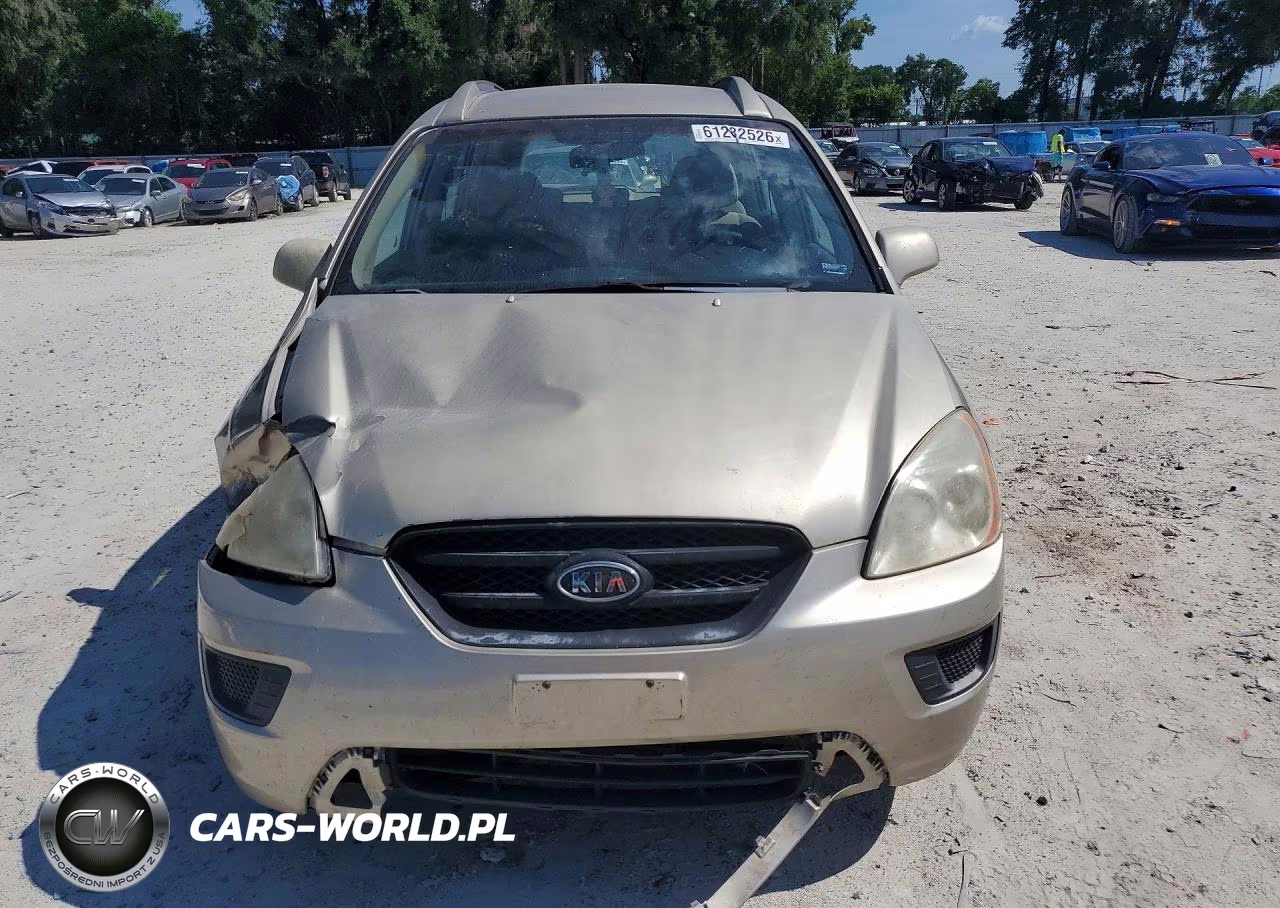 2007 Kia Rondo Lx VIN:KNAFG525277071131 - 5