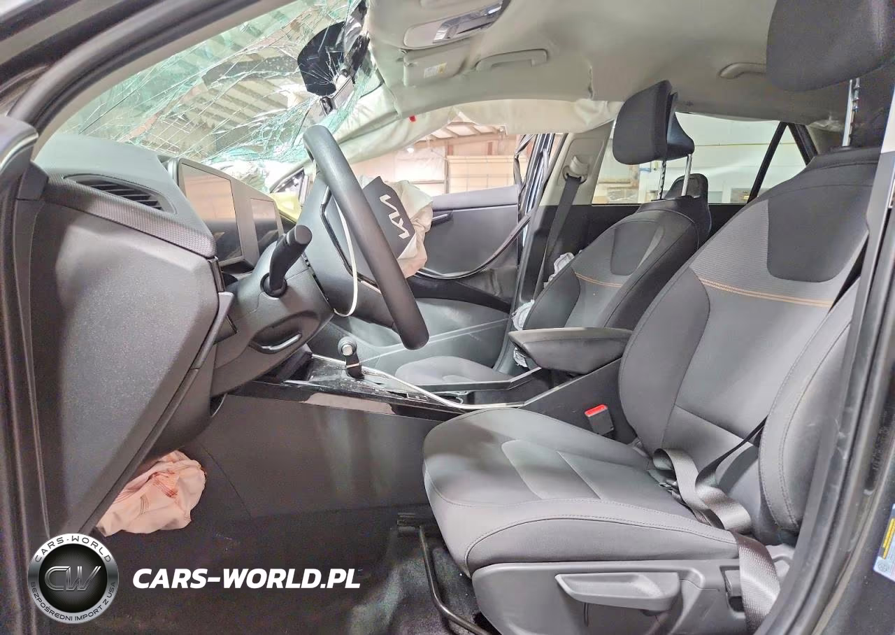 2026 Kia Niro Lx VIN:KNDCP3LE4T5336288 - 7