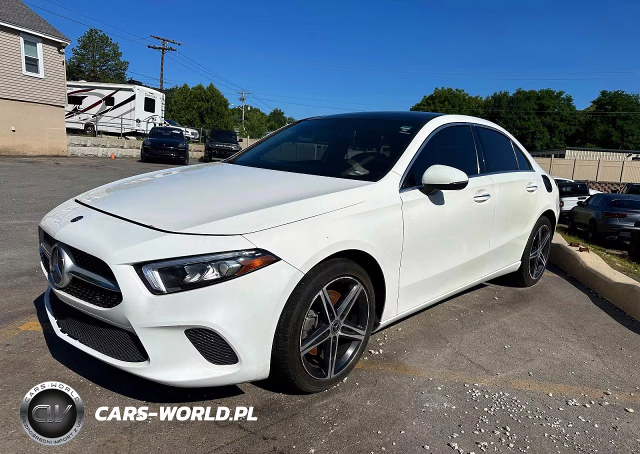 2019 Mercedes-Benz A 220