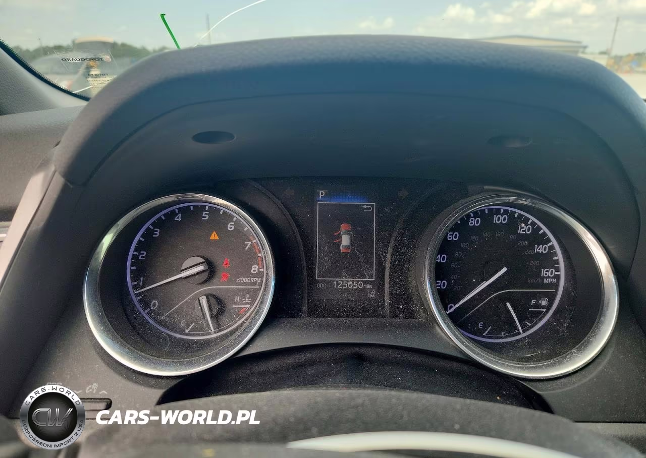 2018 Toyota Camry Se VIN:4T1B11HKXJU635296 - 9