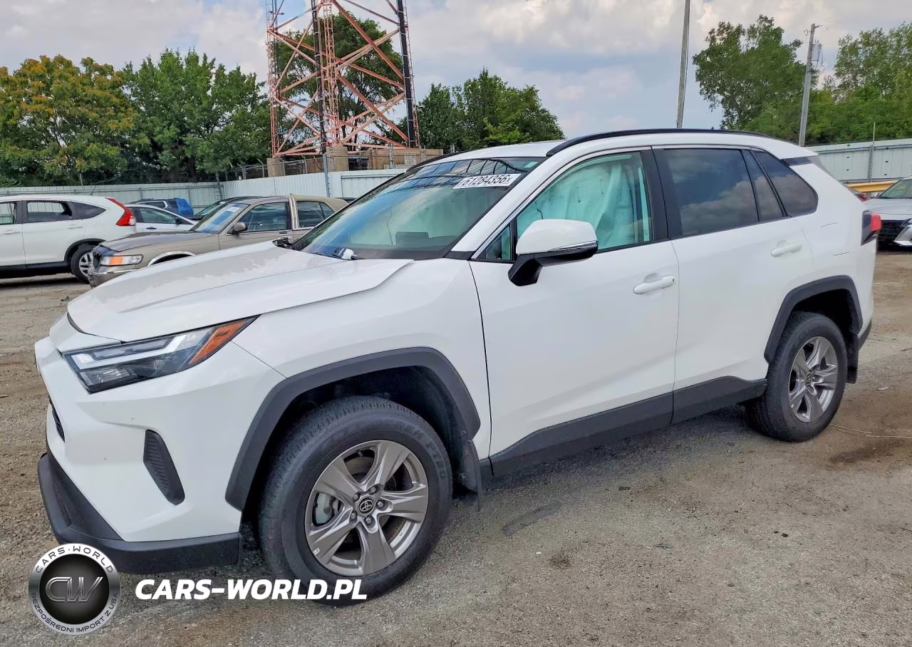 2023 Toyota Rav4 Xle VIN:2T3P1RFV8PC379226 - 1