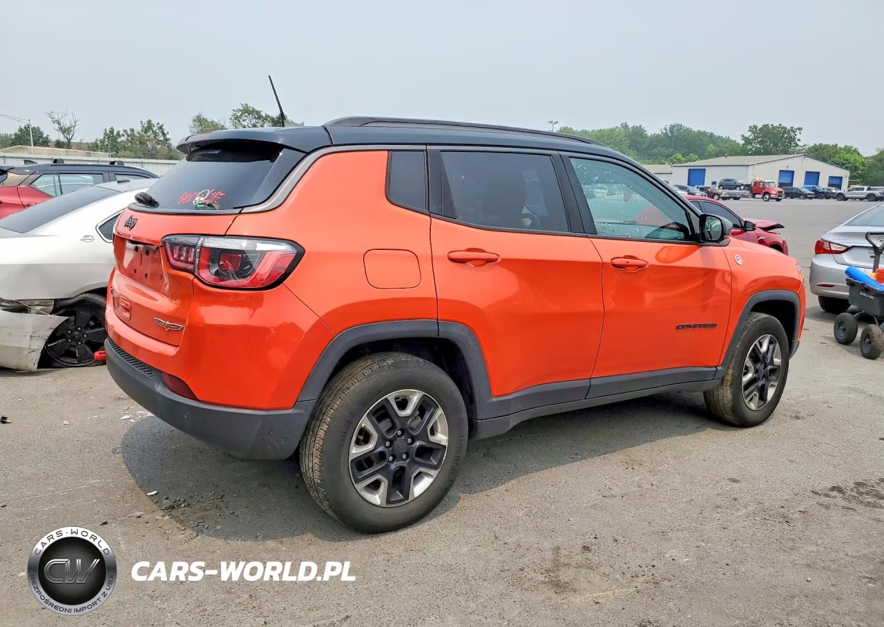 2018 Jeep Compass Trailhawk VIN:3C4NJDDB9JT128845 - 3