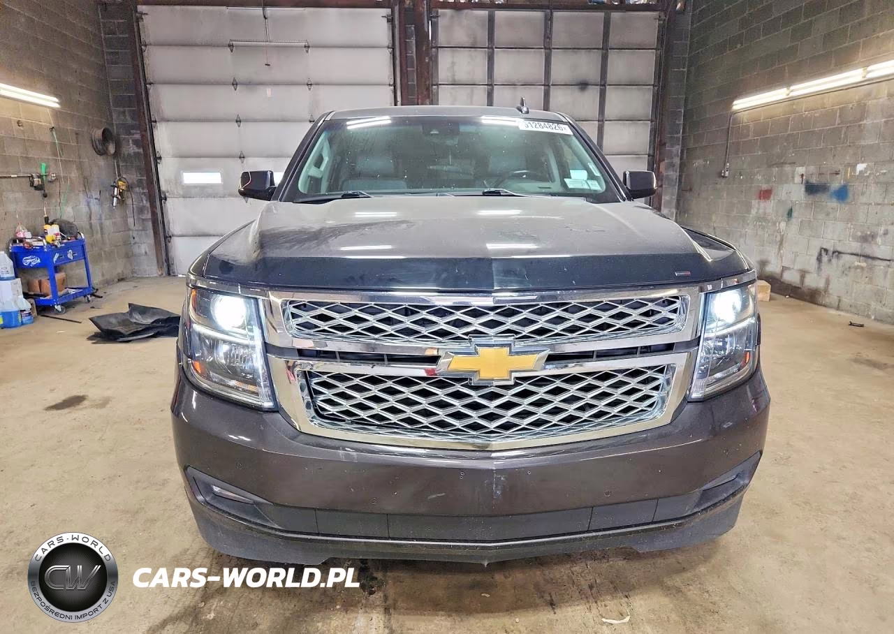 2017 Chevrolet Suburban K1500 Lt VIN:1GNSKHKCXHR375997 - 5
