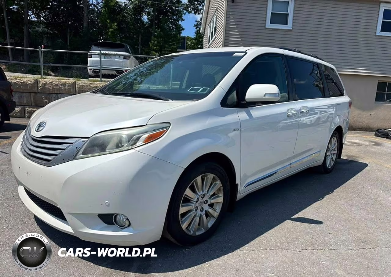 2016 Toyota Sienna Limited Premium 7-Passenger
