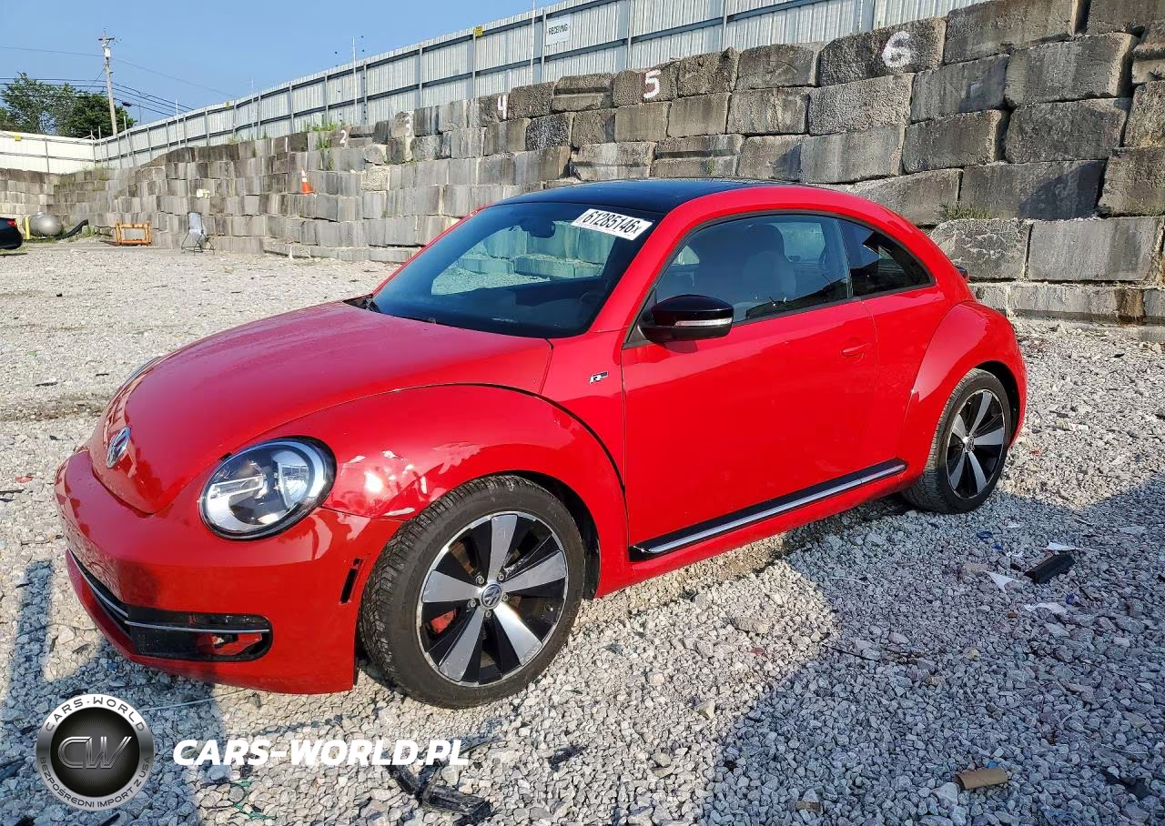 2015 Volkswagen Beetle 2.0T R-Line – zdjęcie 1 z 13