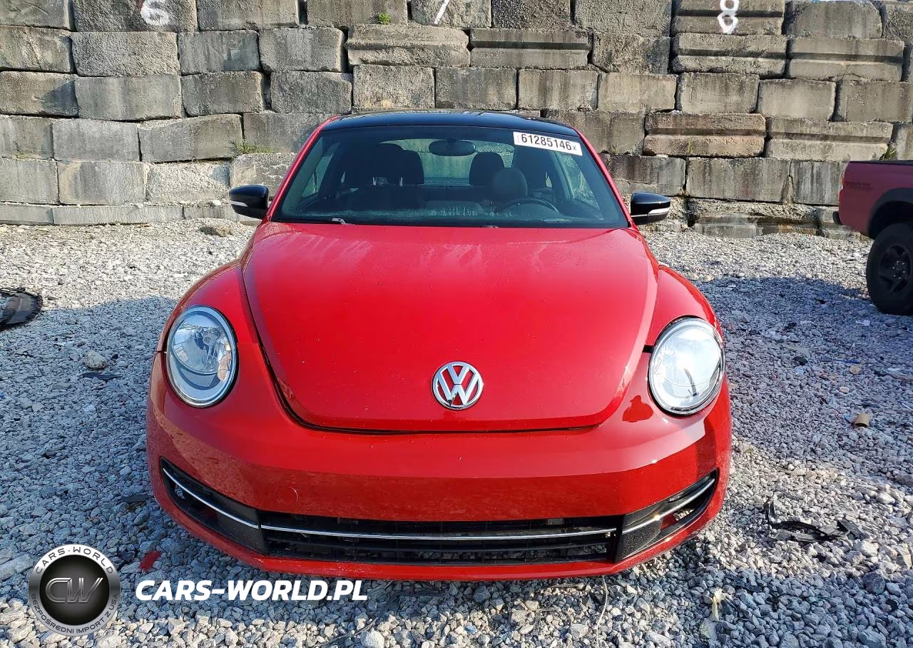 2015 Volkswagen Beetle 2.0T R-Line VIN:3VWVT7AT2FM646240 - 5