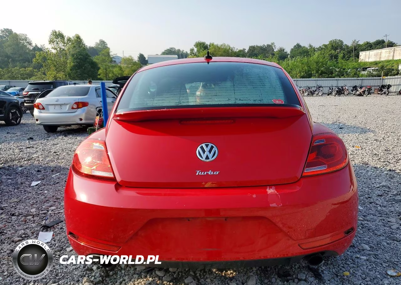 2015 Volkswagen Beetle 2.0T R-Line VIN:3VWVT7AT2FM646240 - 6