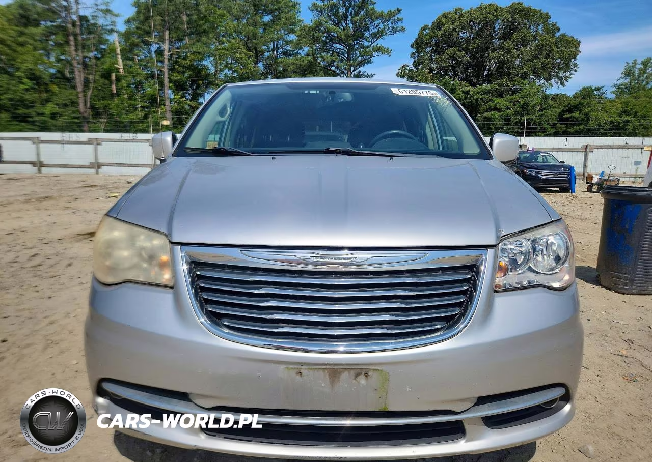 2011 Chrysler Town & Country Touring VIN:2A4RR5DG8BR618560 - 5