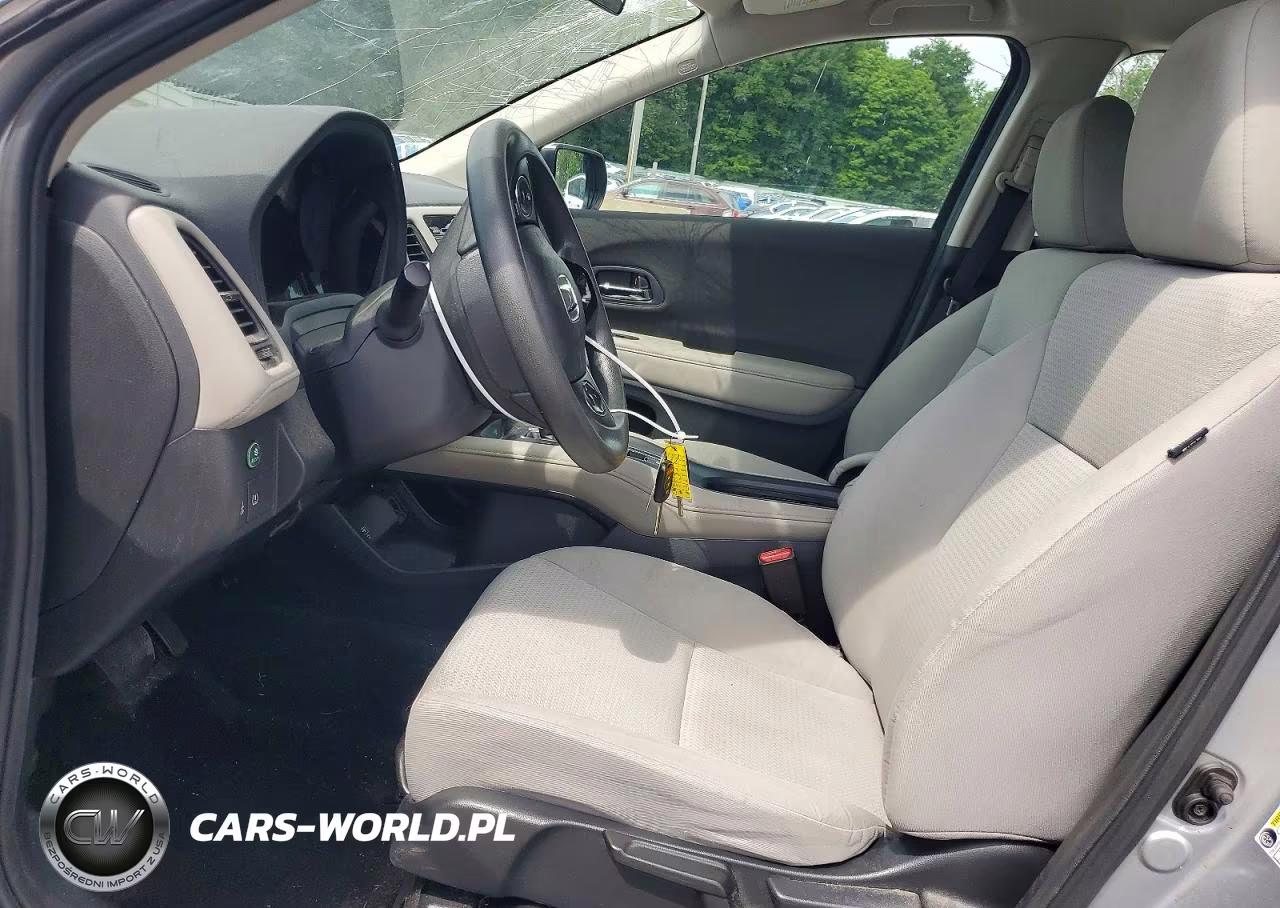 2019 Honda Hr-V Lx VIN:3CZRU6H31KG723538 - 7