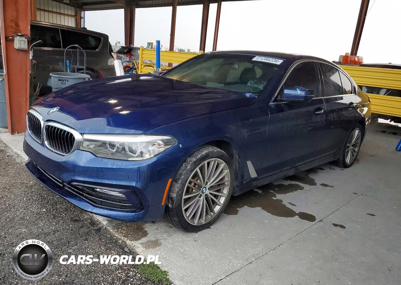 2018 BMW 530E