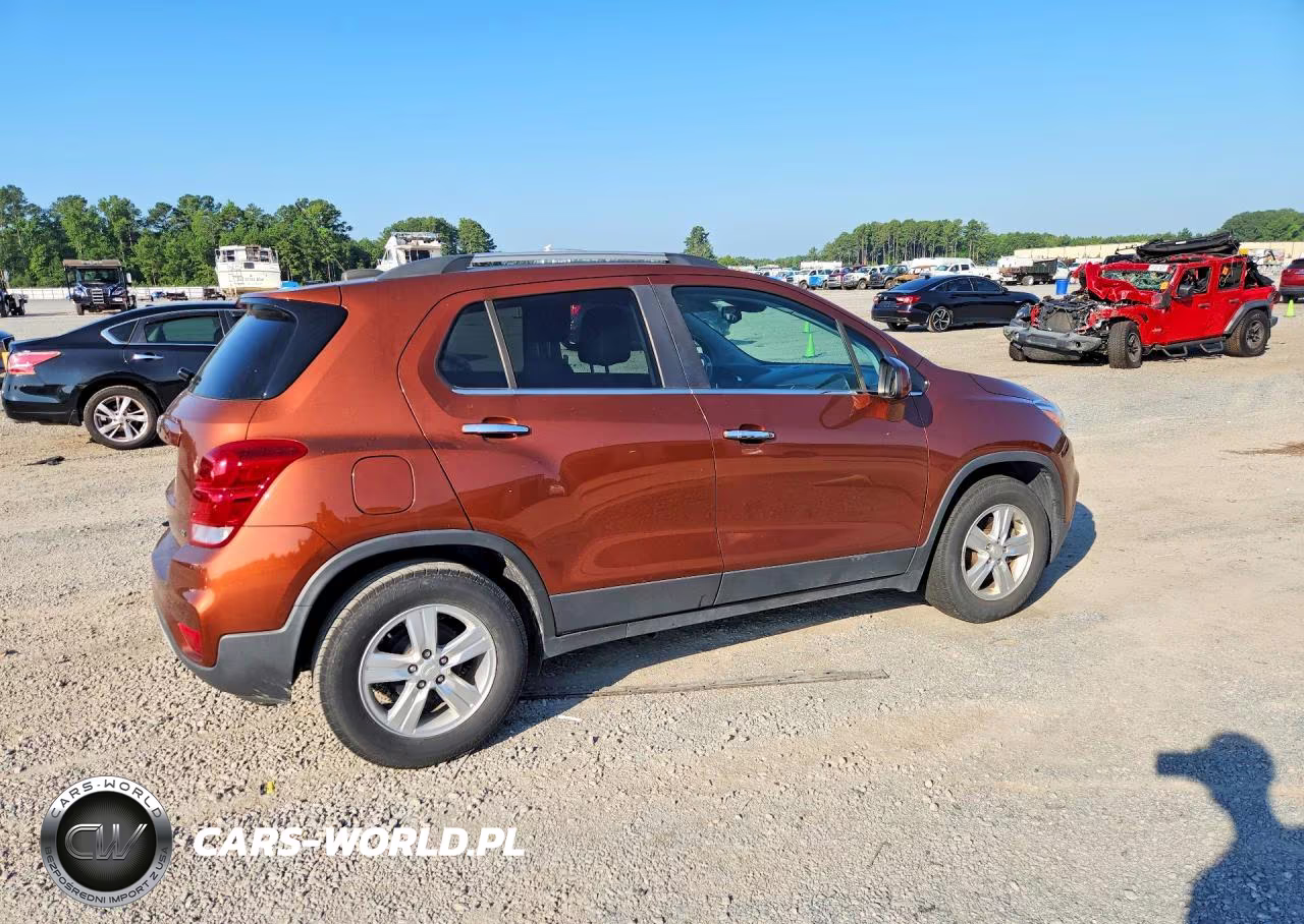 2019 Chevrolet Trax 1Lt VIN:3GNCJLSB1KL278560 - 3