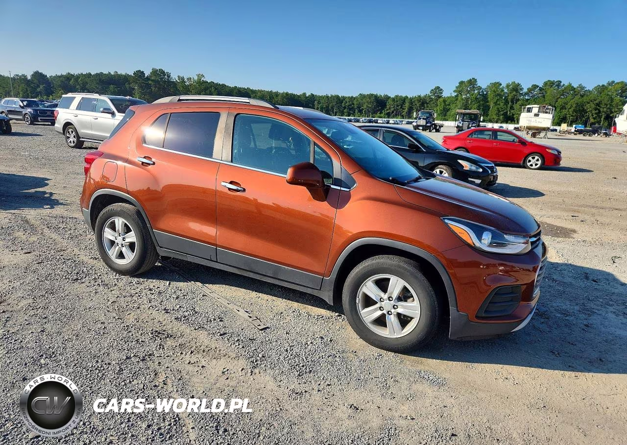 2019 Chevrolet Trax 1Lt VIN:3GNCJLSB1KL278560 - 4