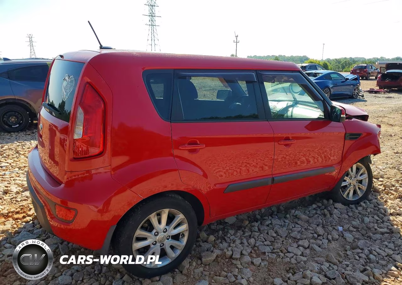 2013 Kia Soul + VIN:KNDJT2A61D7590345 - 3
