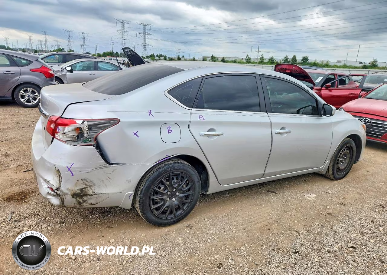 2018 Nissan Sentra S VIN:3N1AB7AP7JY217624 - 3