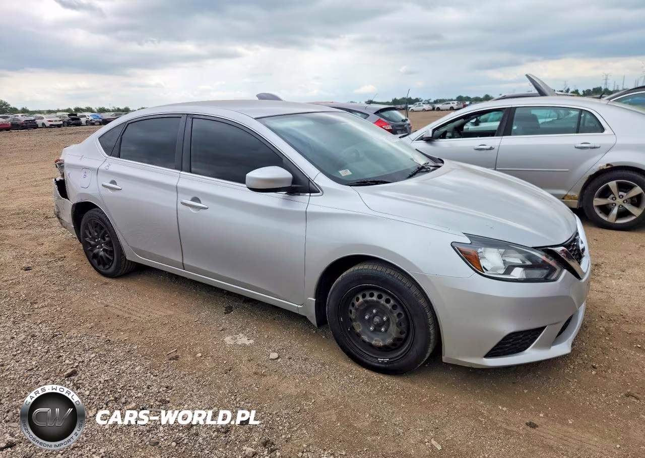2018 Nissan Sentra S VIN:3N1AB7AP7JY217624 - 4