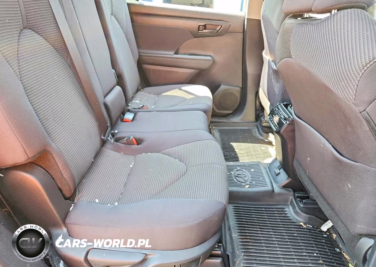 2025 Toyota Highlander Le VIN:5TDKDRBH4SS582852 - 11