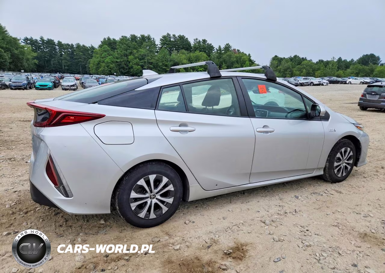 2022 Toyota Prius Prime Le VIN:JTDKAMFP5N3212559 - 3