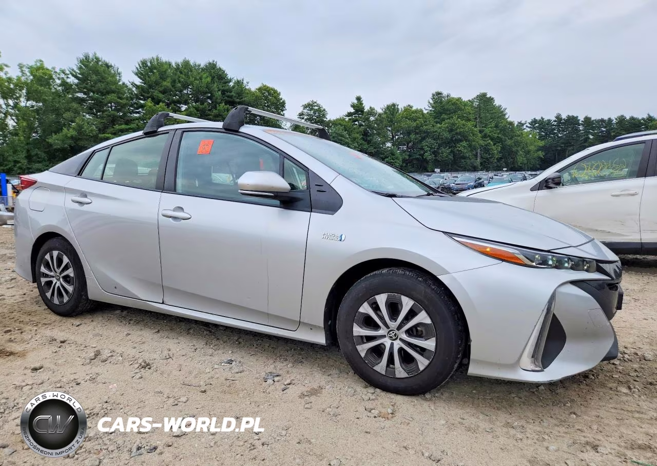 2022 Toyota Prius Prime Le VIN:JTDKAMFP5N3212559 - 4