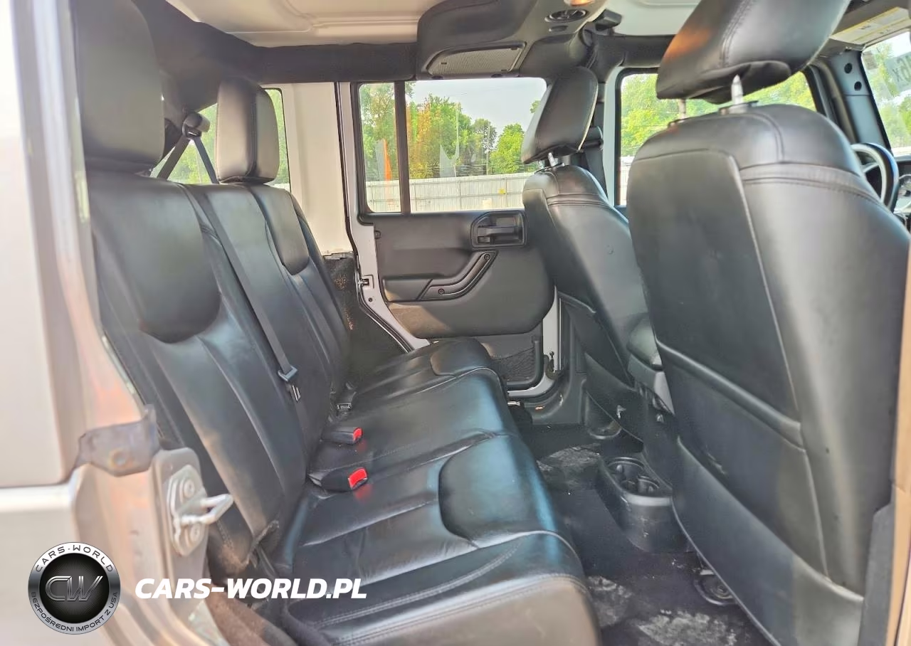 2017 Jeep Wrangler Unlimited Sahara VIN:1C4BJWEG4HL620309 - 10