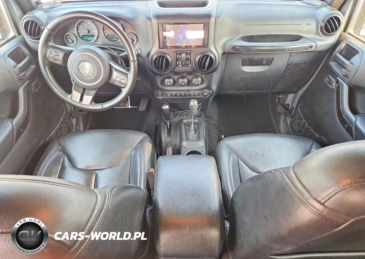 2017 Jeep Wrangler Unlimited Sahara VIN:1C4BJWEG4HL620309 - 8