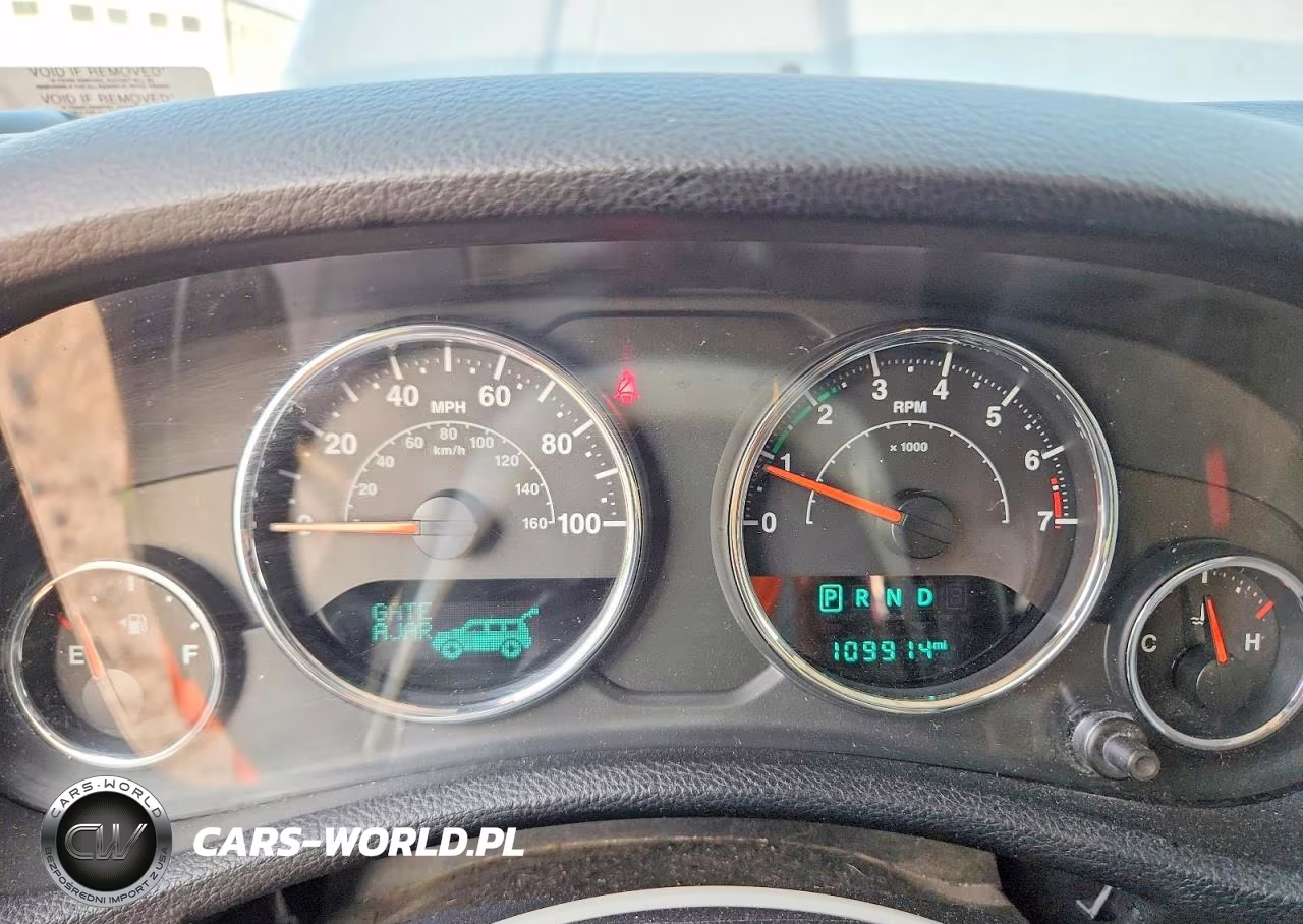 2017 Jeep Wrangler Unlimited Sahara VIN:1C4BJWEG4HL620309 - 9