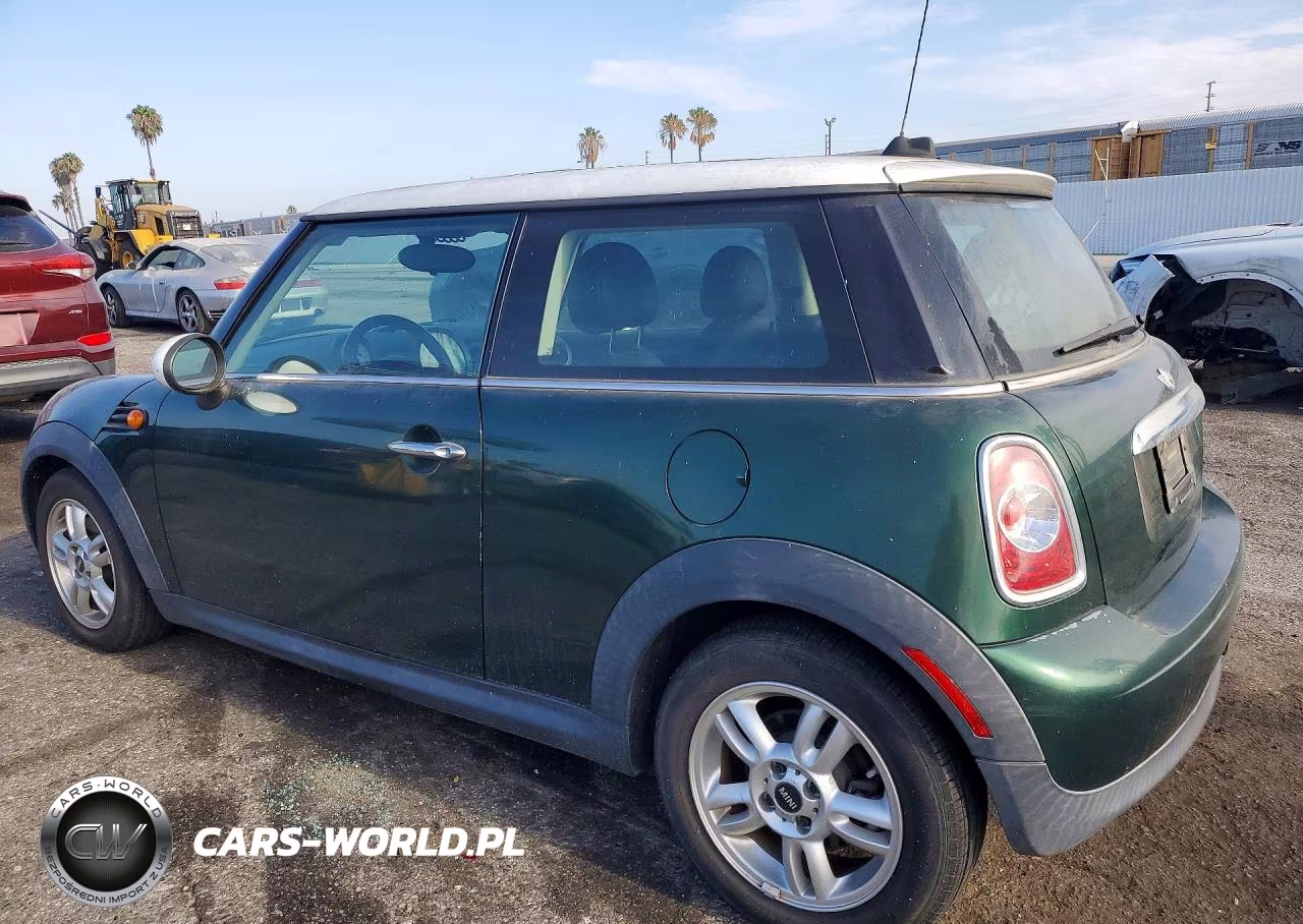 2011 Mini Cooper VIN:WMWSU3C56BT098939 - 2