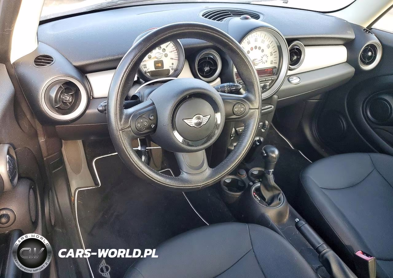 2011 Mini Cooper VIN:WMWSU3C56BT098939 - 8