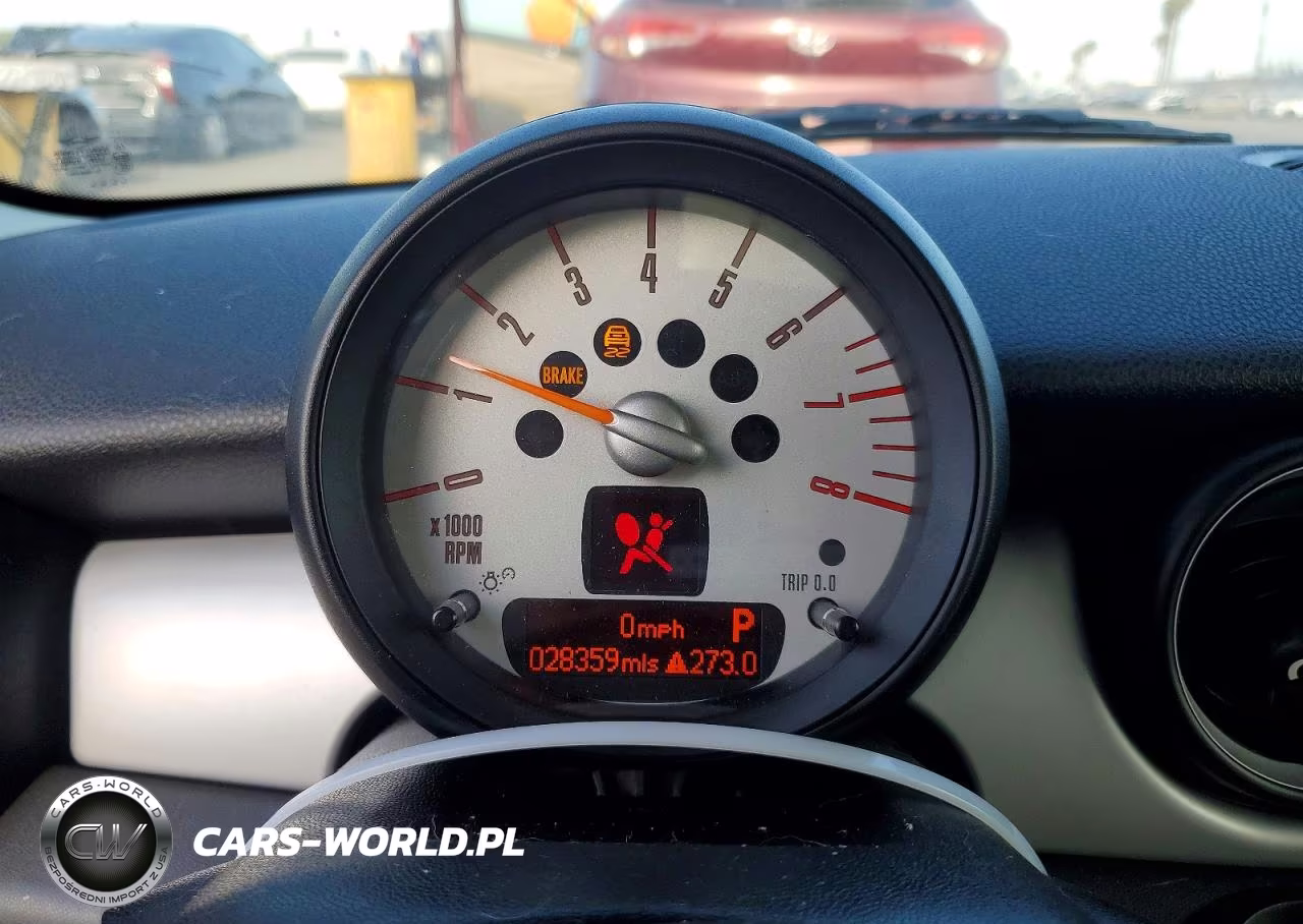 2011 Mini Cooper VIN:WMWSU3C56BT098939 - 9