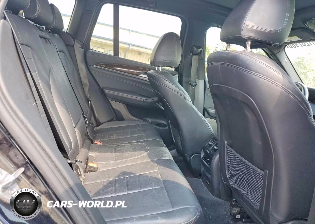 2021 BMW X3 xDrivem40I VIN:5UXTY9C00M9F37654 - 11